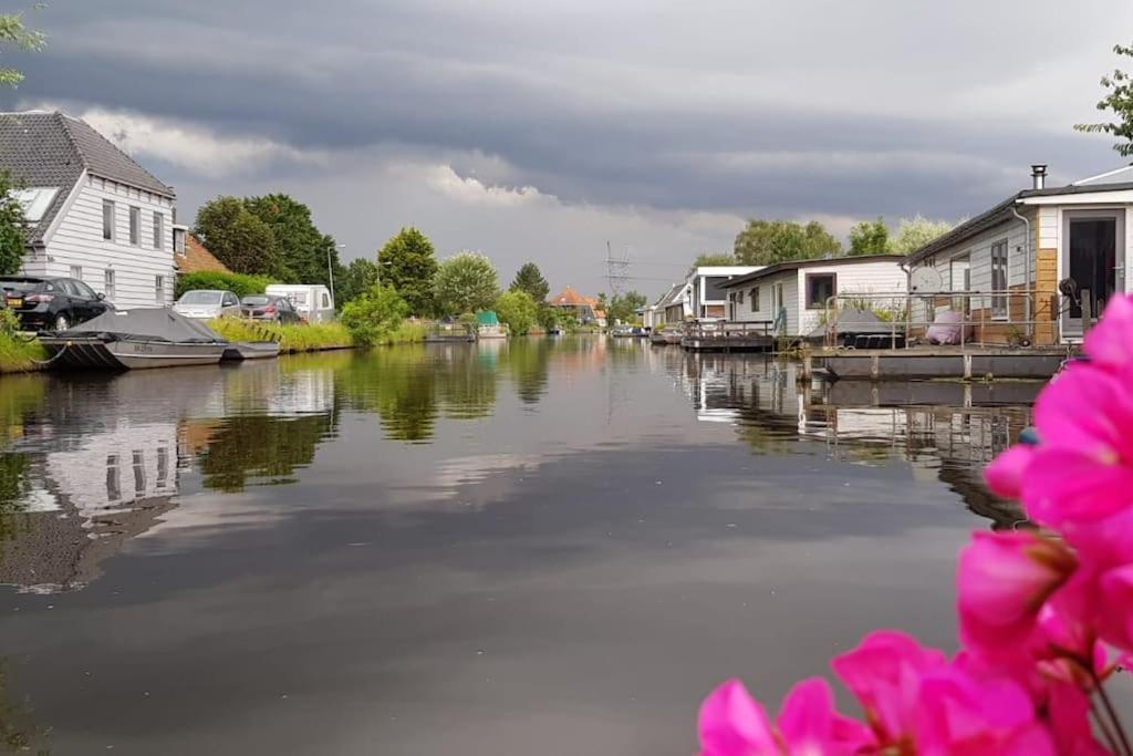 Out Of Amsterdam, River Apartment Close To City Broek in Waterland Exterior photo